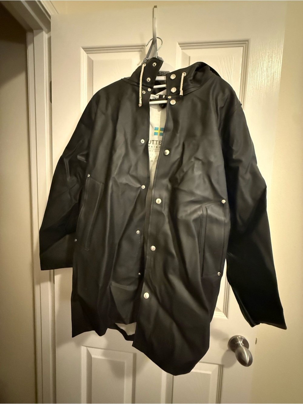 Women’s Sutterheim Black Waterproof Hooded Raincoat Jacket